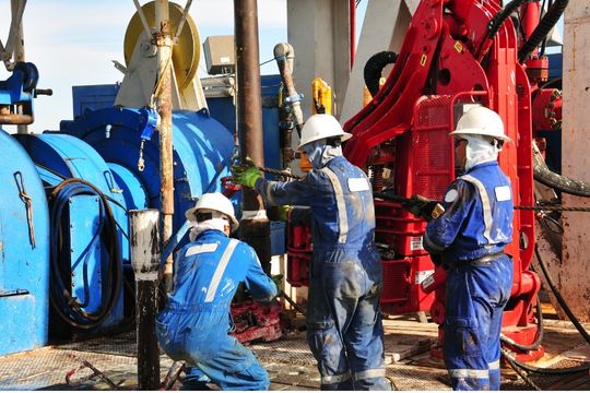 Technology Protecting Your Workforce from Heat Stress: The Role of Smart Safety Technology